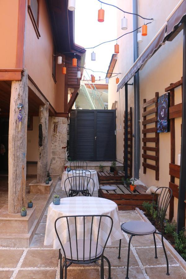 Bed and Breakfast La Casa Carina à Antalya Extérieur photo