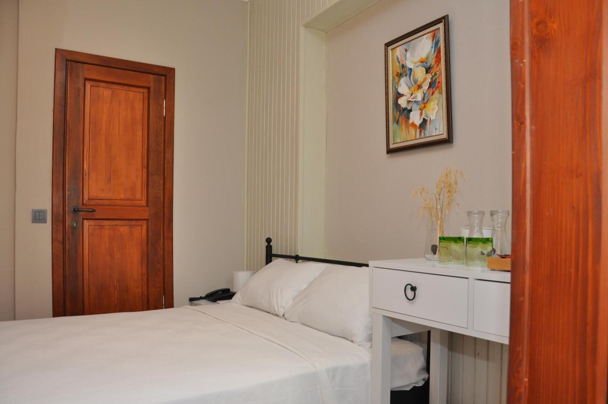 Bed and Breakfast La Casa Carina à Antalya Extérieur photo