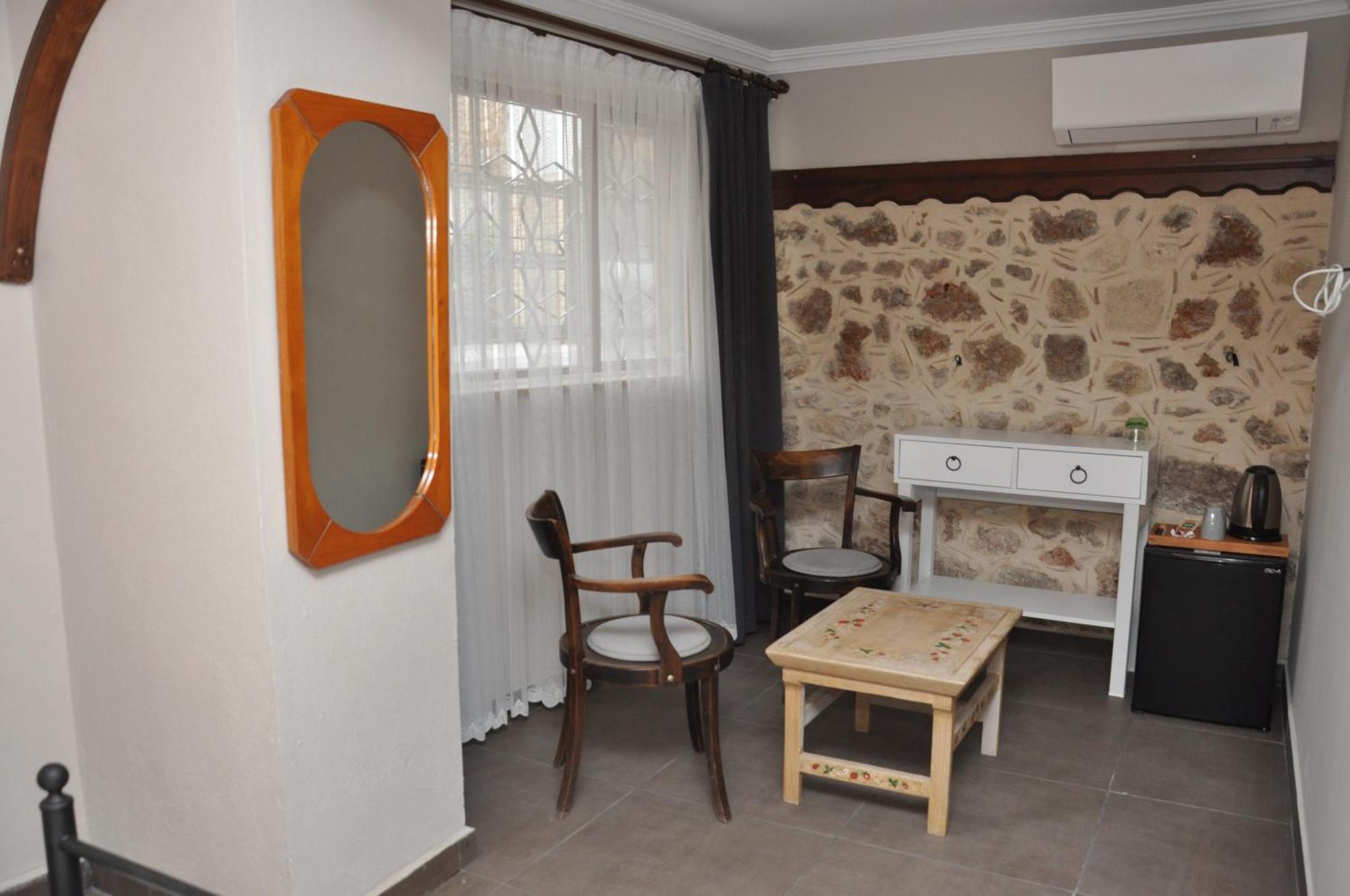Bed and Breakfast La Casa Carina à Antalya Extérieur photo